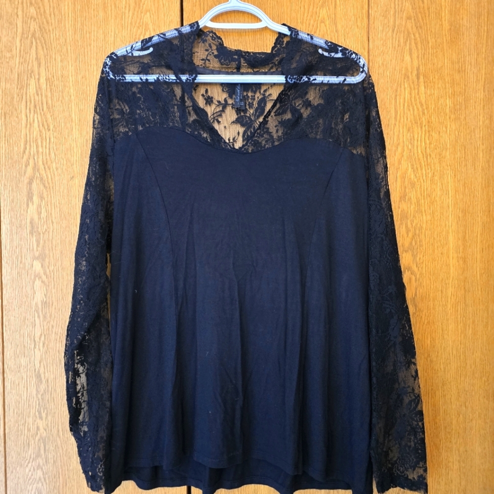 Next Women's Black Lace Overlay Top, GUC Size 18